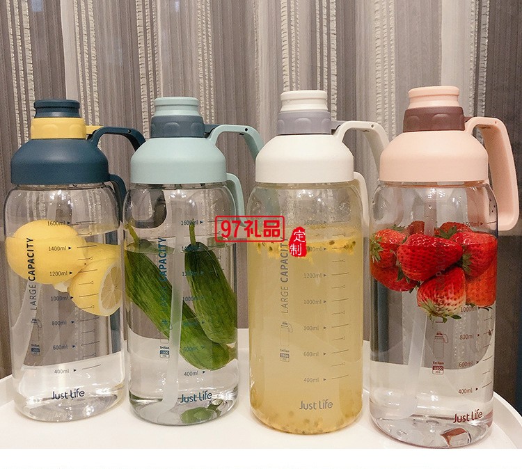 帶刻度塑料水杯子女大容量1.8L男便攜水瓶吸管太空杯戶外運(yùn)動水壺
